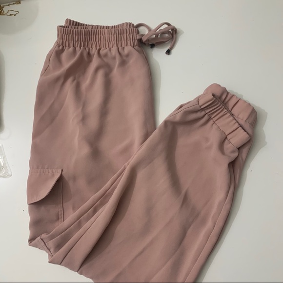 Francesca's Collections Pants - Dusty pink chiffon joggers